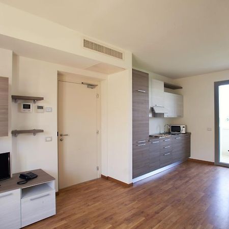 Residence Le Querce Cernusco Sul Naviglio Cameră foto