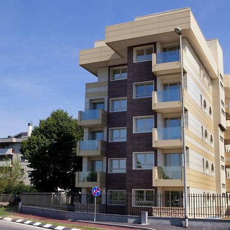 Residence Le Querce Cernusco Sul Naviglio Exterior foto
