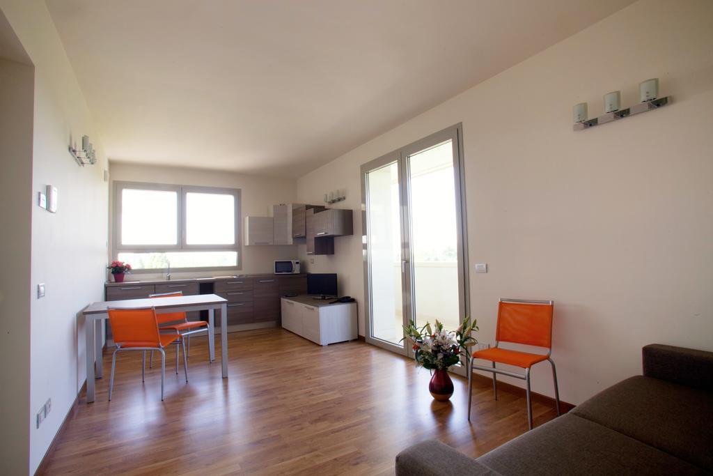 Residence Le Querce Cernusco Sul Naviglio Cameră foto