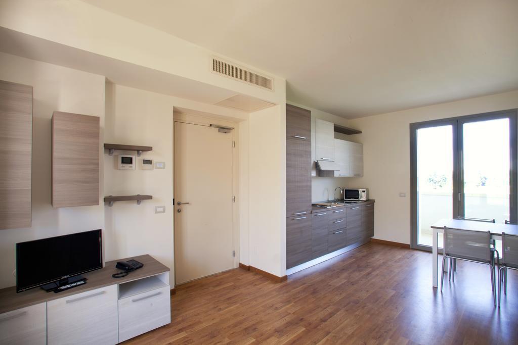Residence Le Querce Cernusco Sul Naviglio Cameră foto