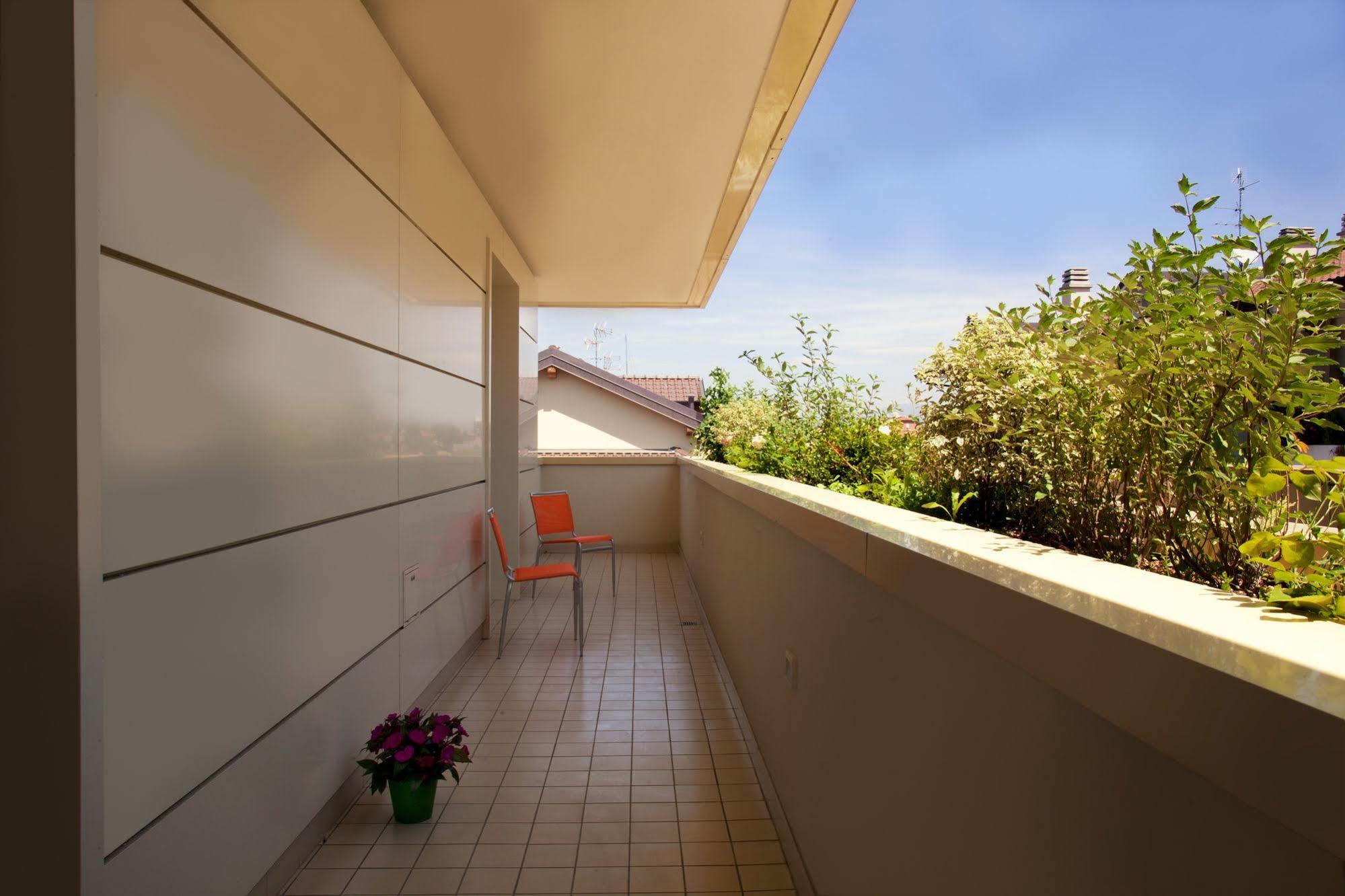 Residence Le Querce Cernusco Sul Naviglio Exterior foto